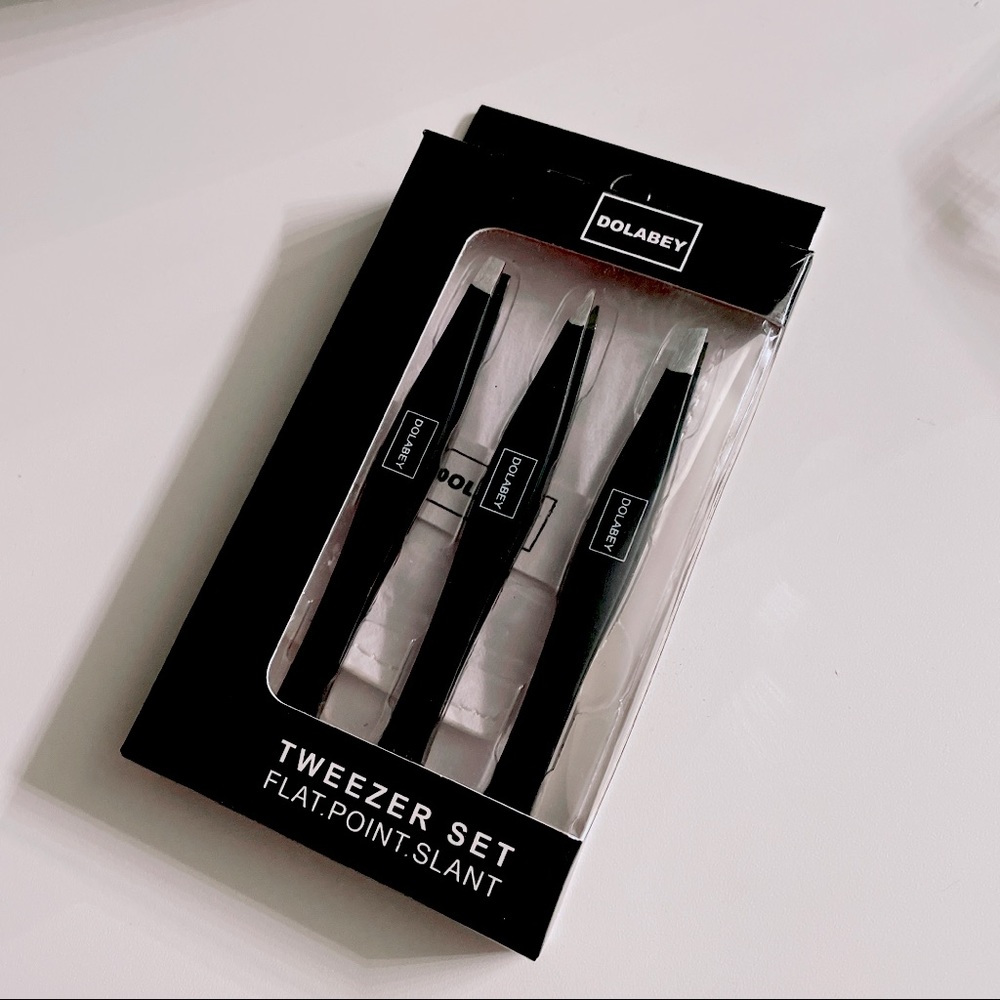 New Dolabey tweezer set